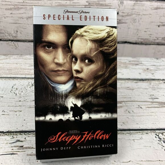 Sleepy Hollow Special Edition [2000 VHS Tape] Tim Burton Johnny Depp - Picture 1 of 4